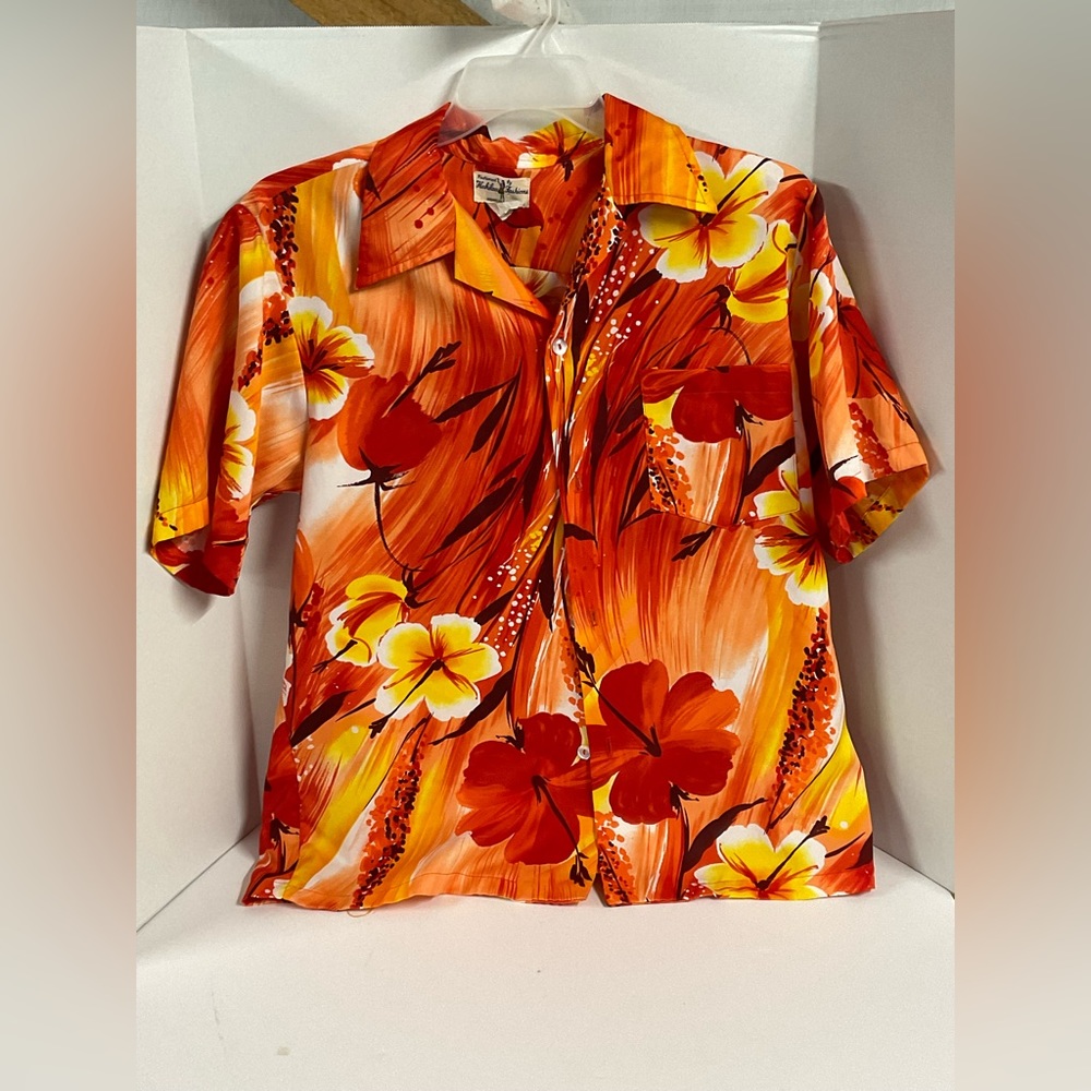 Vintage Hukilau Fashions Orange Hawaiian Print Button Down Shirt Size M